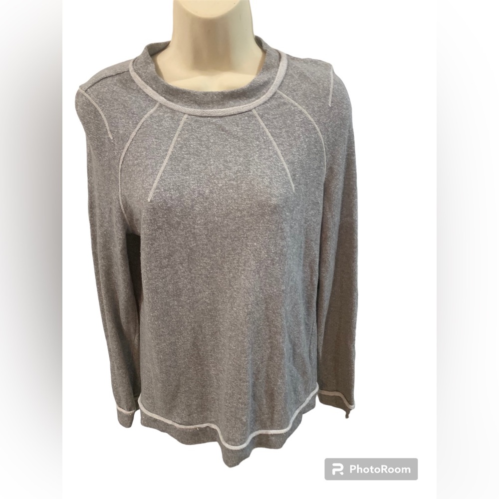 Chelsea & Violet‎ Sweater Gray Women’s Size Large